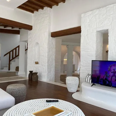 In Saint John With Private Pool By Diles Villa *