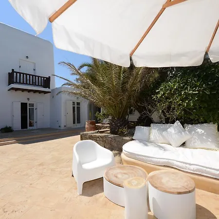 In Saint John With Private Pool By Diles *
