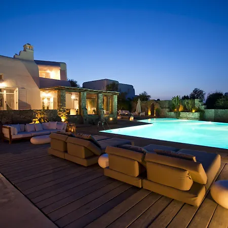In Saint John With Private Pool By Diles *