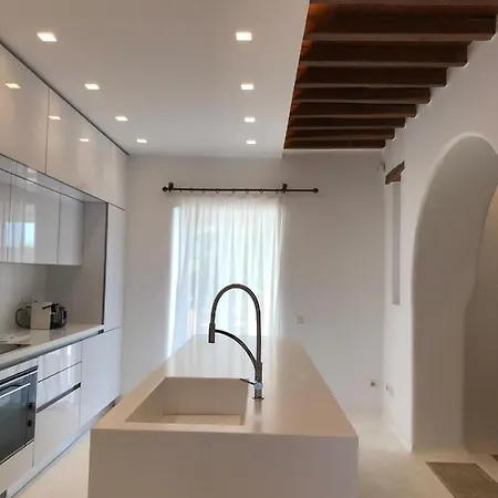 In Saint John With Private Pool By Diles *
